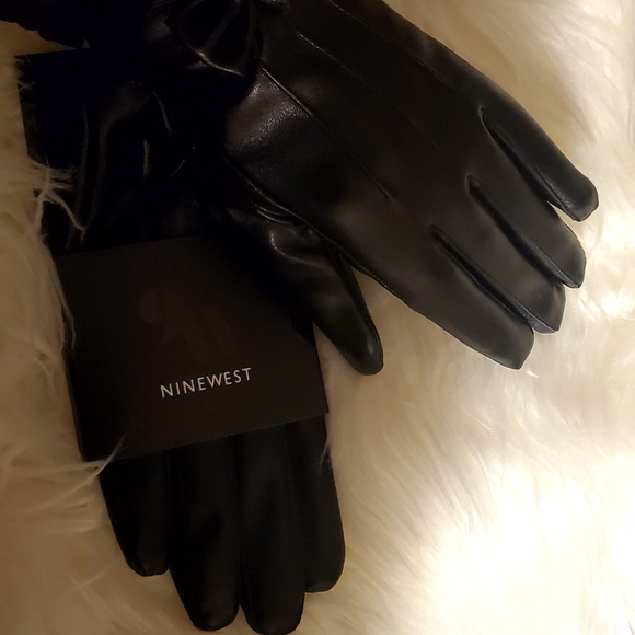 NINEWEST Gloves - Picture 6 of 7